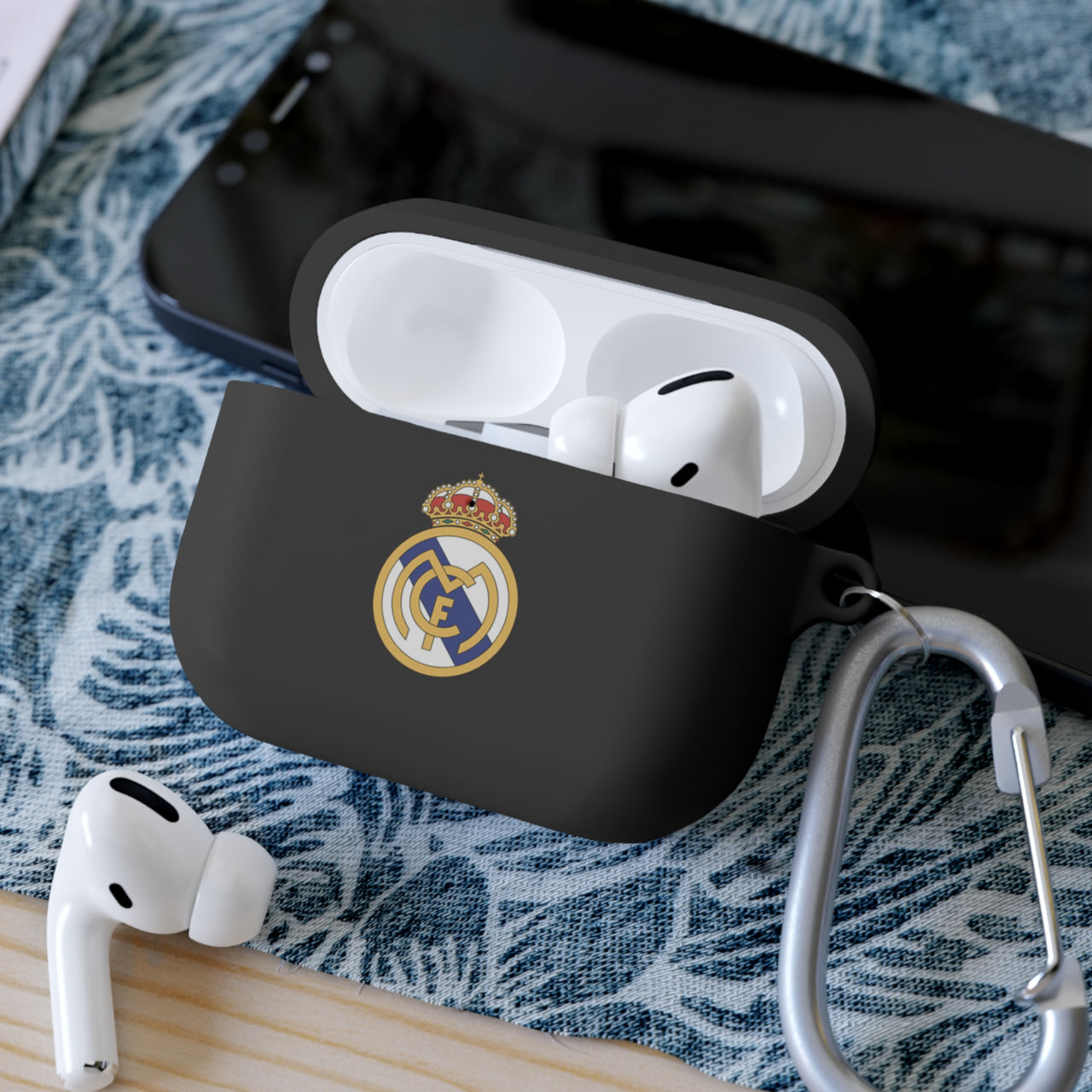 Real Madrid AirPods & AirPods Pro Case Cover