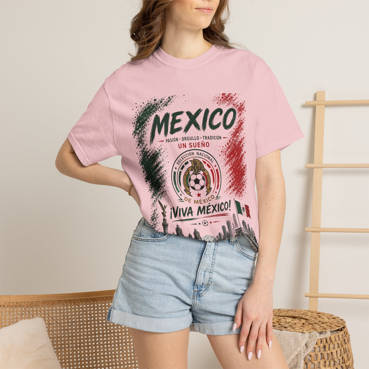 Mexico Graphic Tee  – “¡Viva México!”